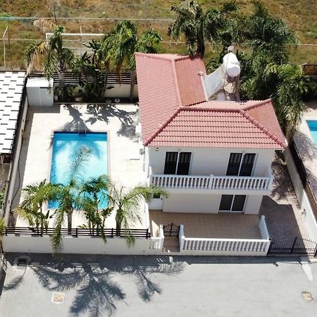 Villa Agnes Ayia Napa Bagian luar foto