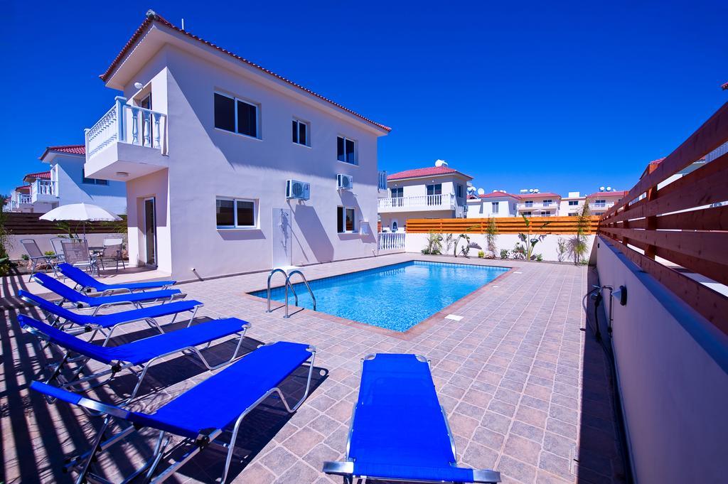 Villa Agnes Ayia Napa Bagian luar foto
